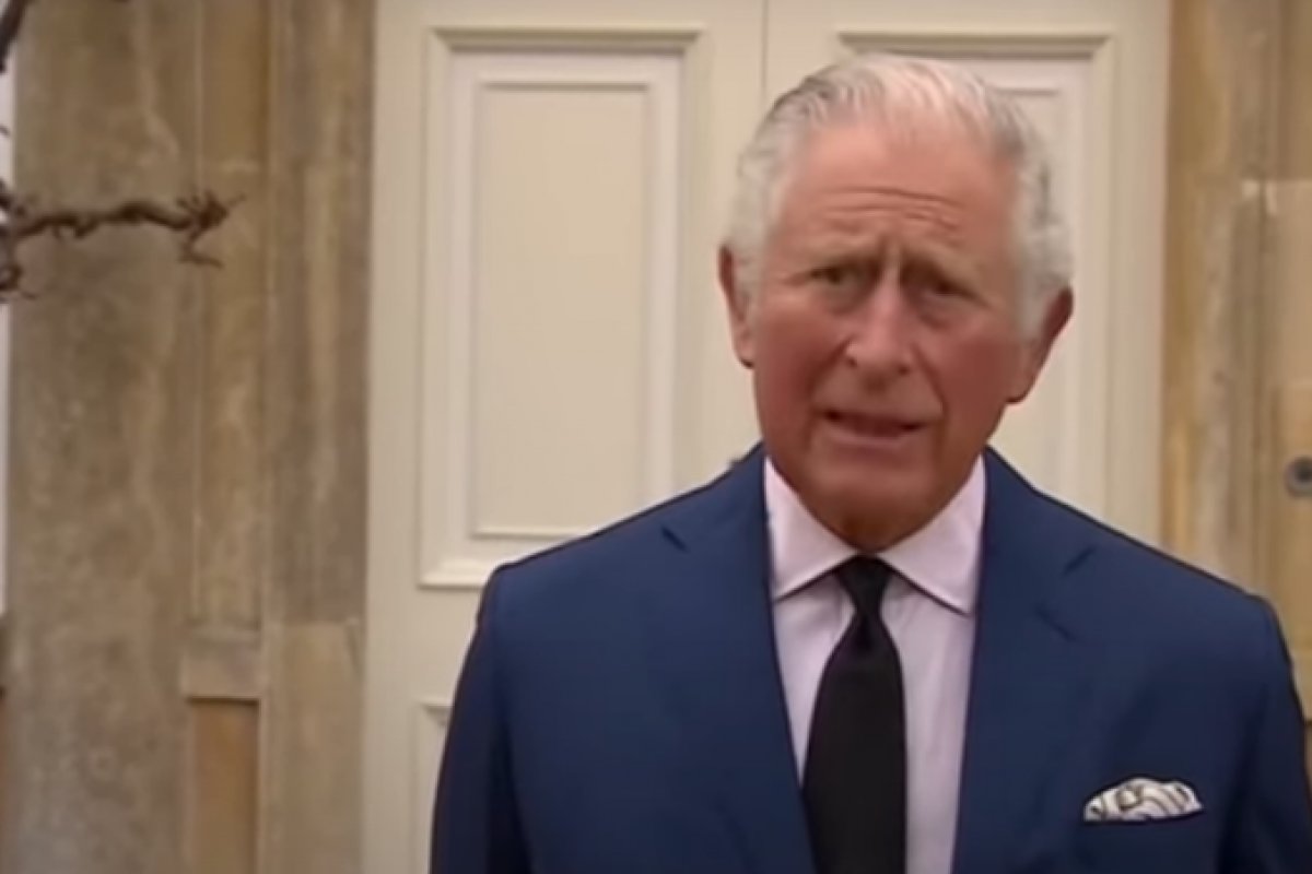 Residência do príncipe Charles contesta alegação de suposta doação recebida dos irmãos Bin Laden