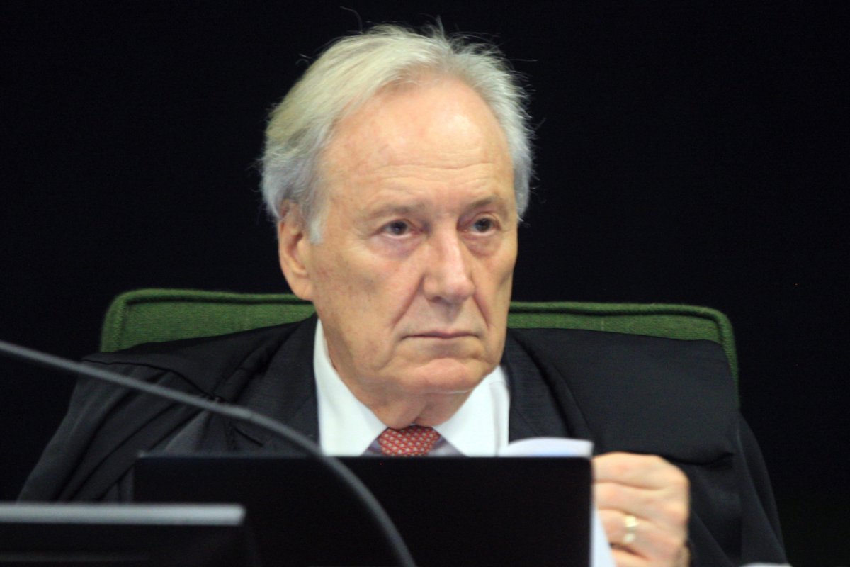 STF arquiva processo por prevaricação aberto contra ministro da CGU