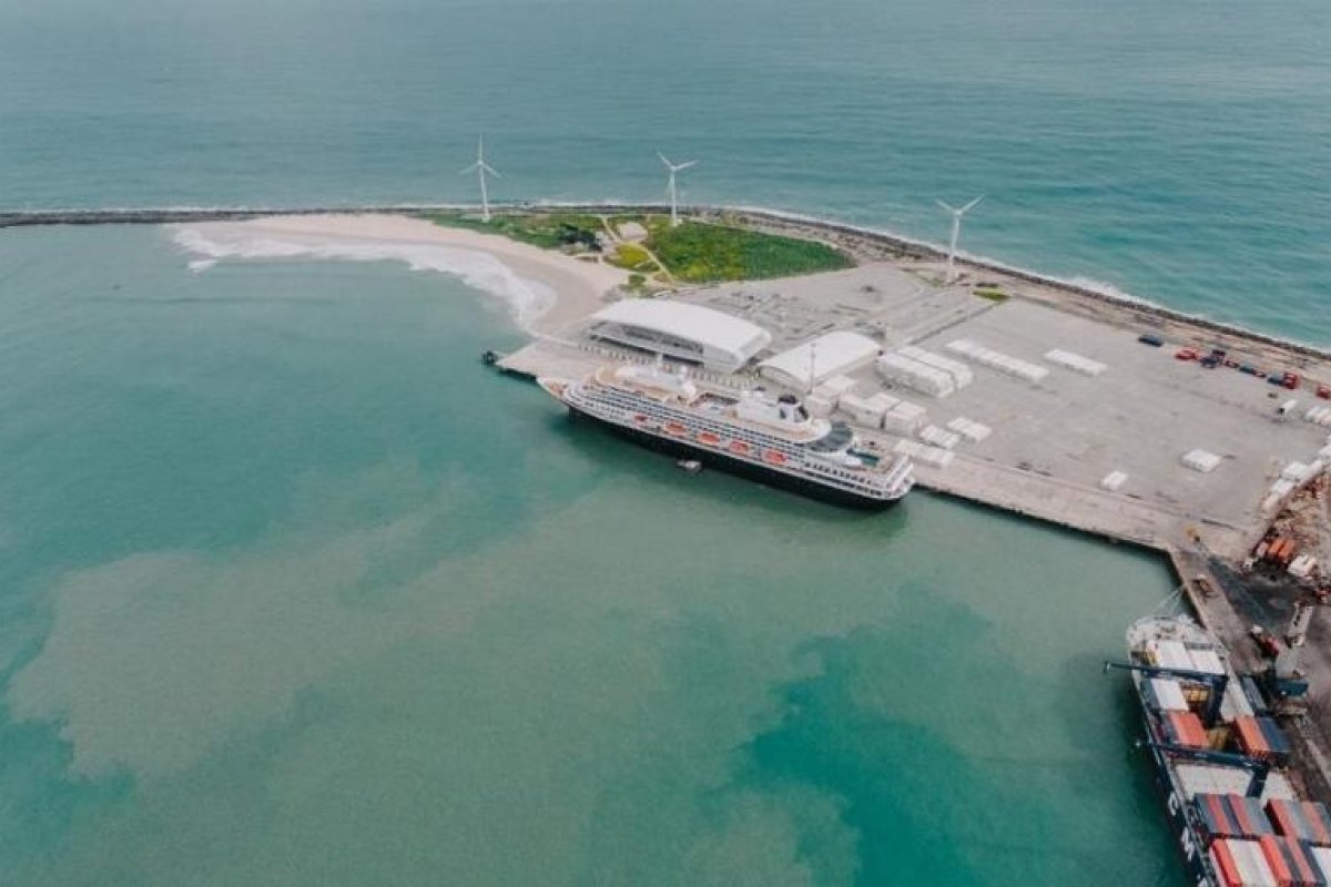 Porto que será privatizado por Bolsonaro está sob ataque hacker