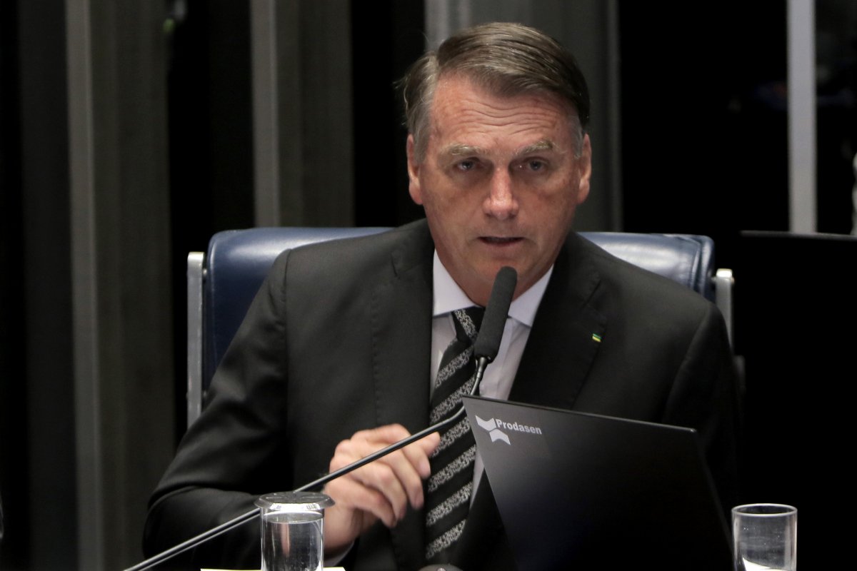 Bolsonaro promete que, se reeleito, manterá o Auxílio Brasil no valor de R$ 600