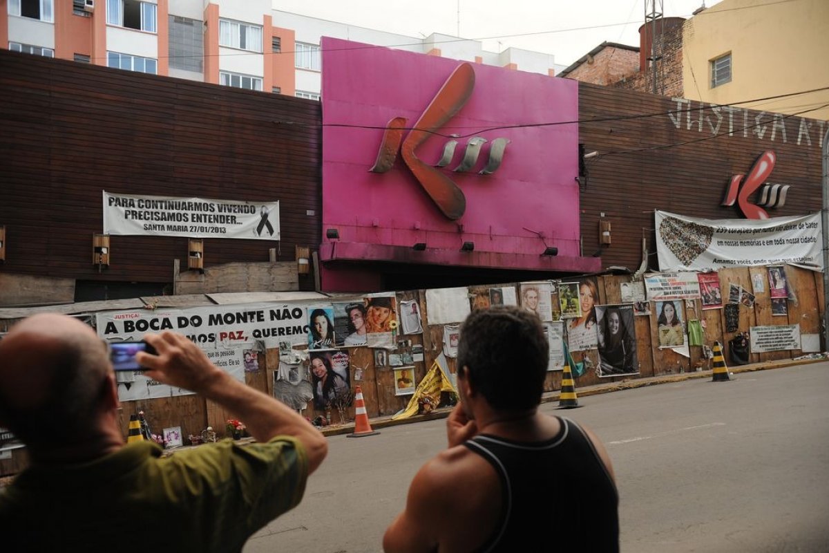 Boate Kiss: Justiça julga recurso no caso e famílias de vítimas temem que réus sejam soltos