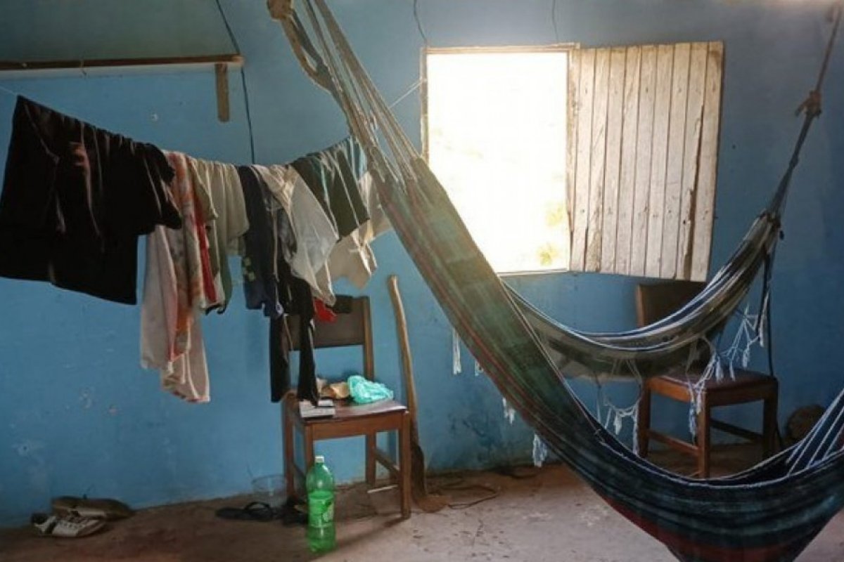 Casal é resgatado em situação análoga à escravidão em Simões Filho (BA)