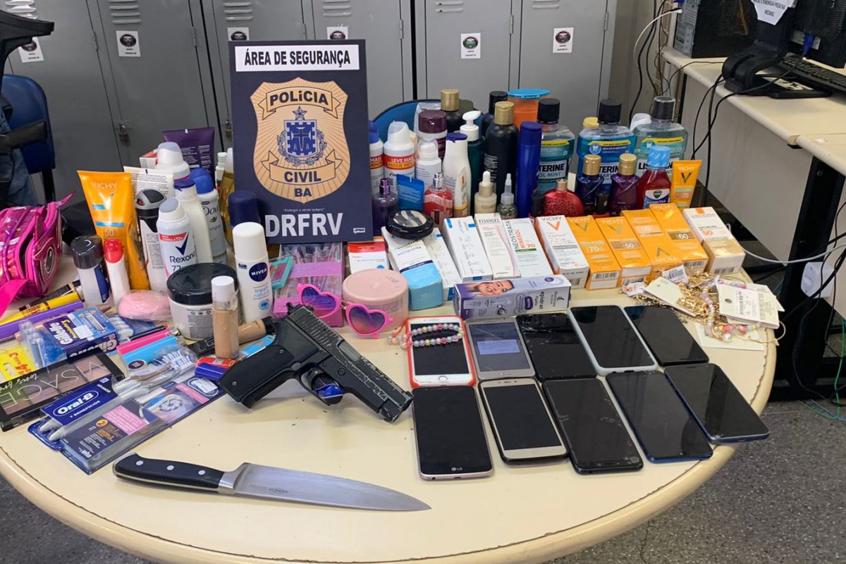 Quadrilha investigada por furtos e roubos é presa em Salvador