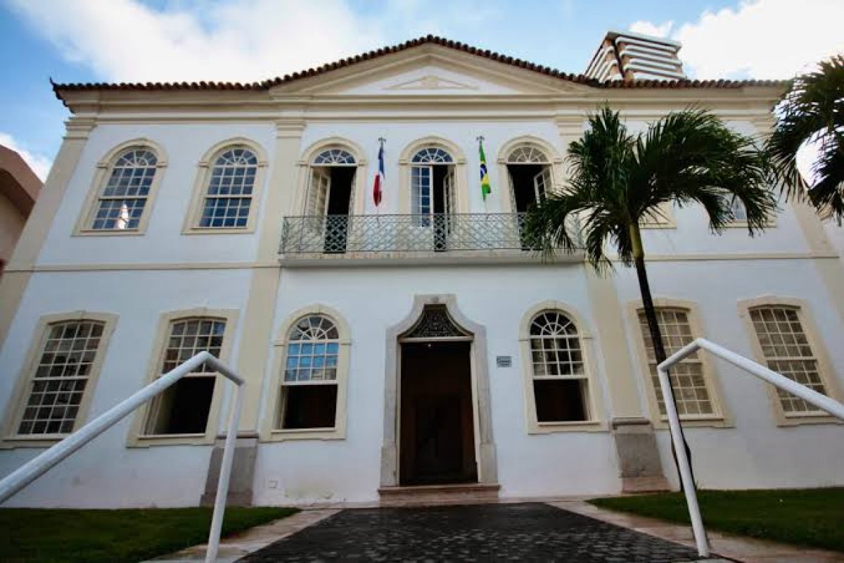 Teatro Molière comemora um ano de sua nova gestão com muita arte!