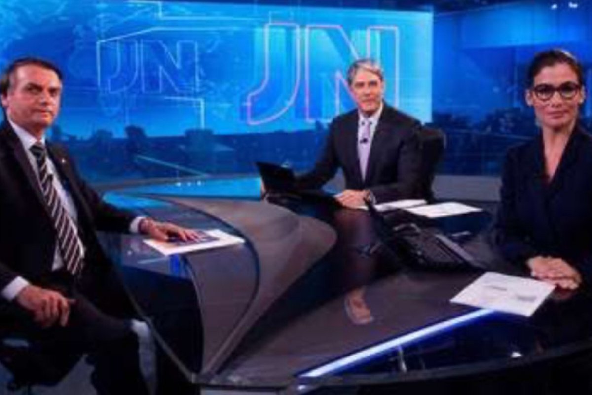 Bolsonaro volta atrás e aceita condição para participar de sabatina no Jornal Nacional, diz Tv Globo