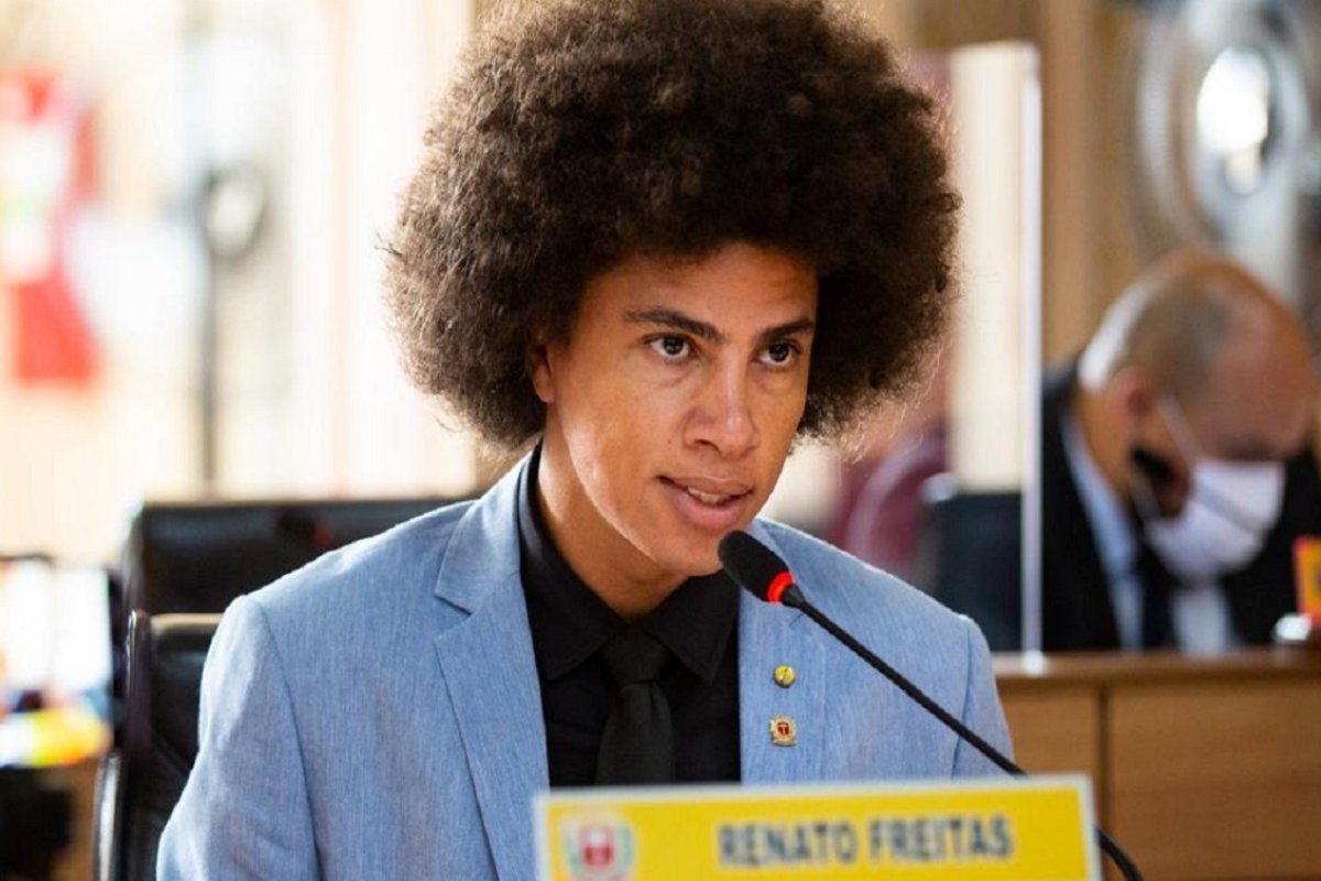 Vereador Renato Freitas do PT tem mandato cassado em Curitiba