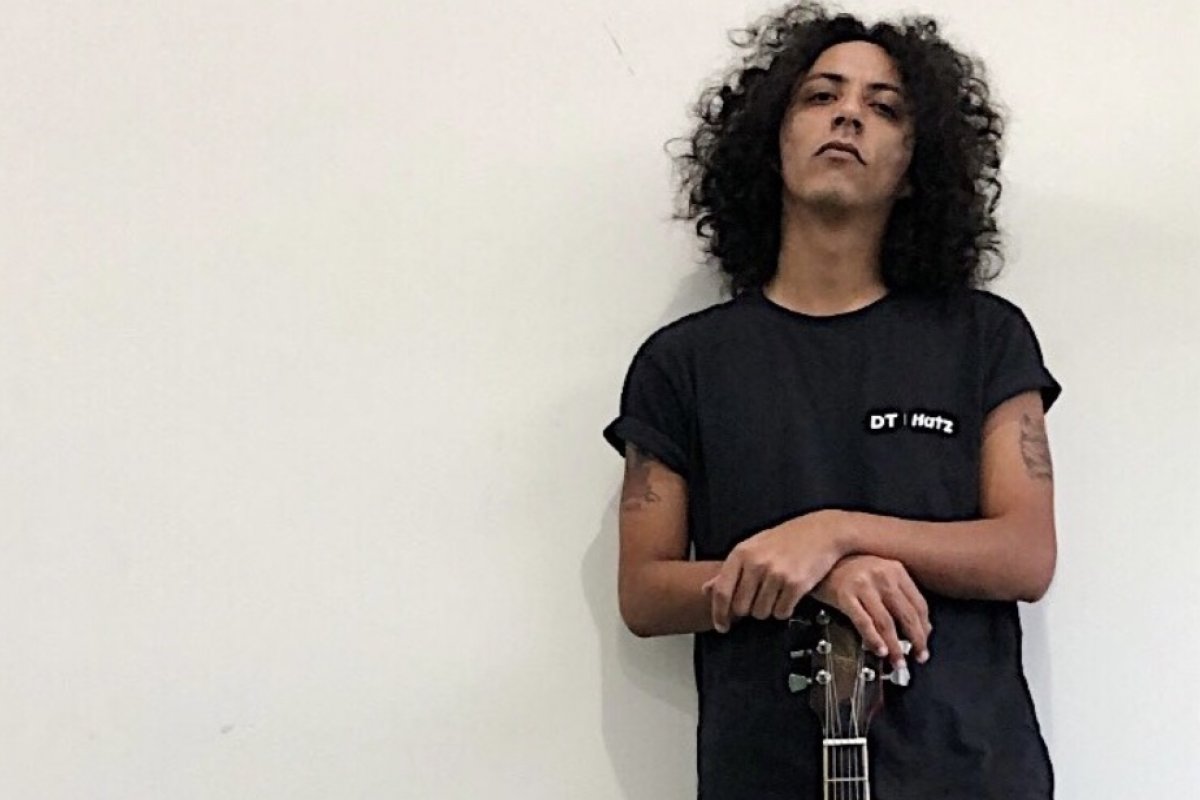 JLuizzzz convida Gabriel Martins na estreia com 'She's a Killer'