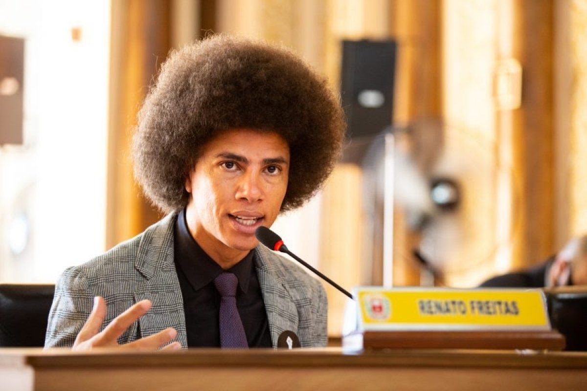 Vereador que invadiu igreja será recebido por Papa Francisco