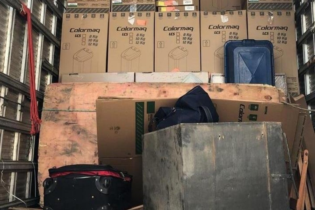 Carga de eletrodomésticos avaliada em R$ 85 mil é apreendida em município baiano