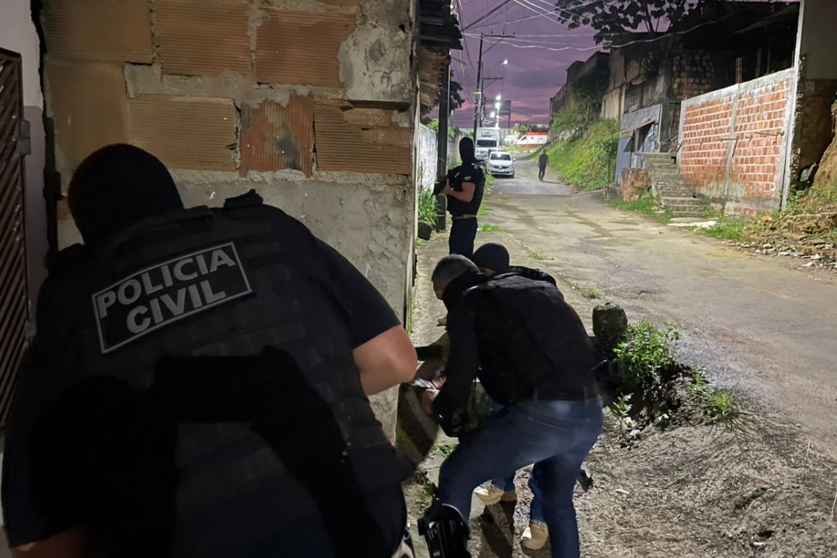 Homem é preso por tentativa de feminicídio em Operação Maria da Penha