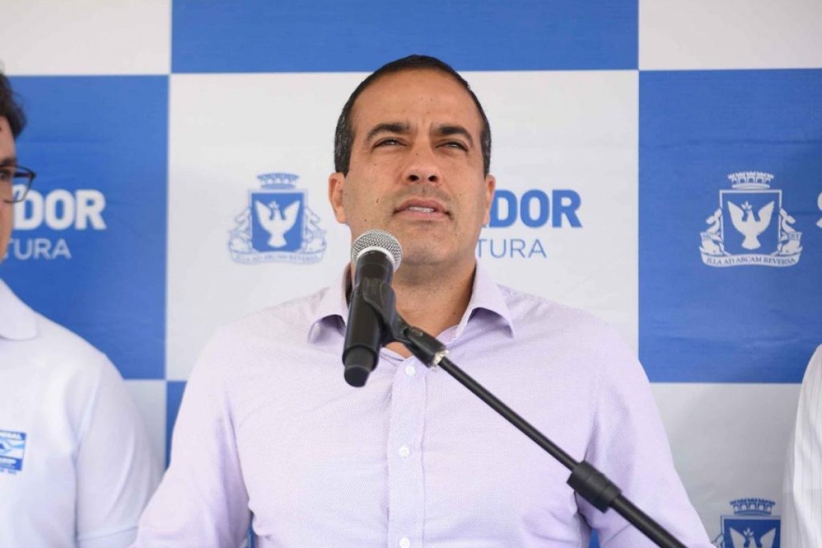 ‘Agenda não permitiu’, diz Bruno ao minimizar ausência de Neto em debate