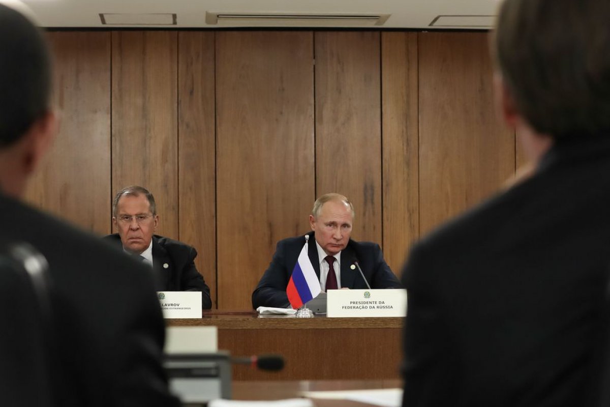 Rússia suspende inspeções nucleares dos EUA