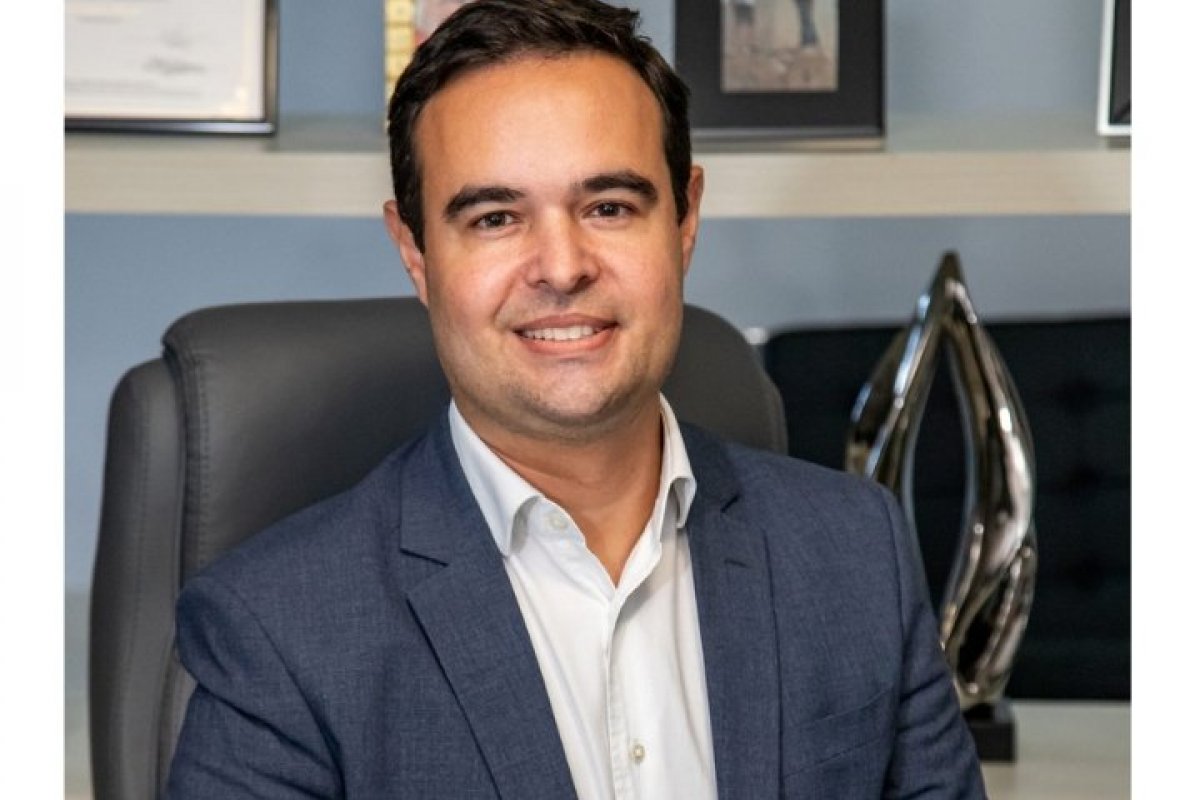 Blefaroplastia: entenda como funciona o procedimento feito pela ex-BBB Lais Caldas!