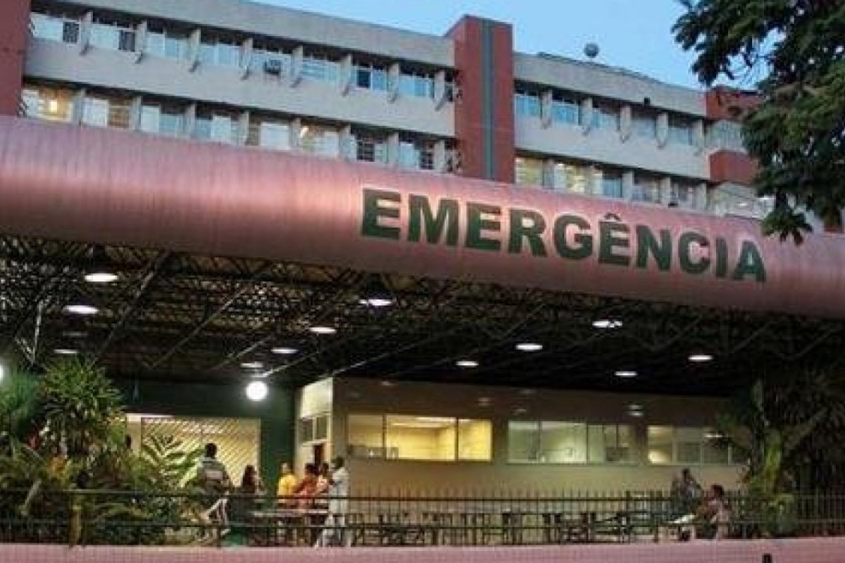 Homem é preso após atear fogo no corpo da companheira durante briga em Salvador