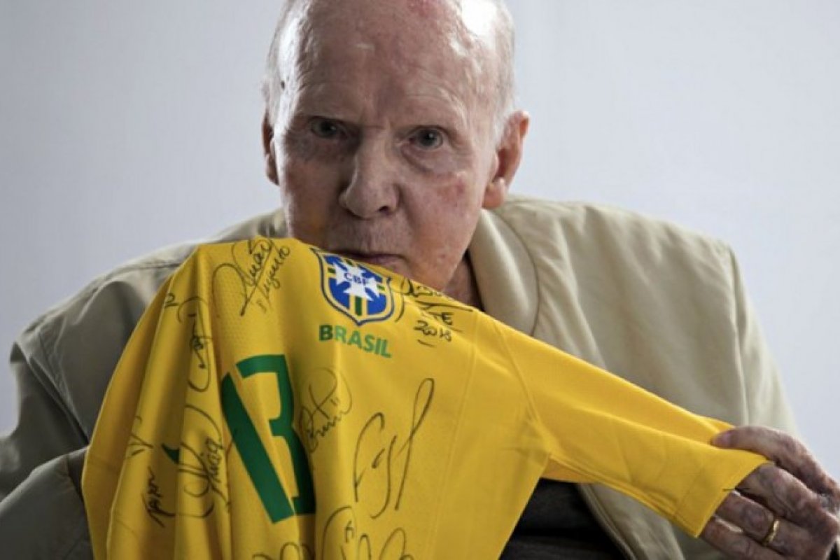 Após 12 dias internado, Zagallo comemora 91 anos nesta terça-feira (9)