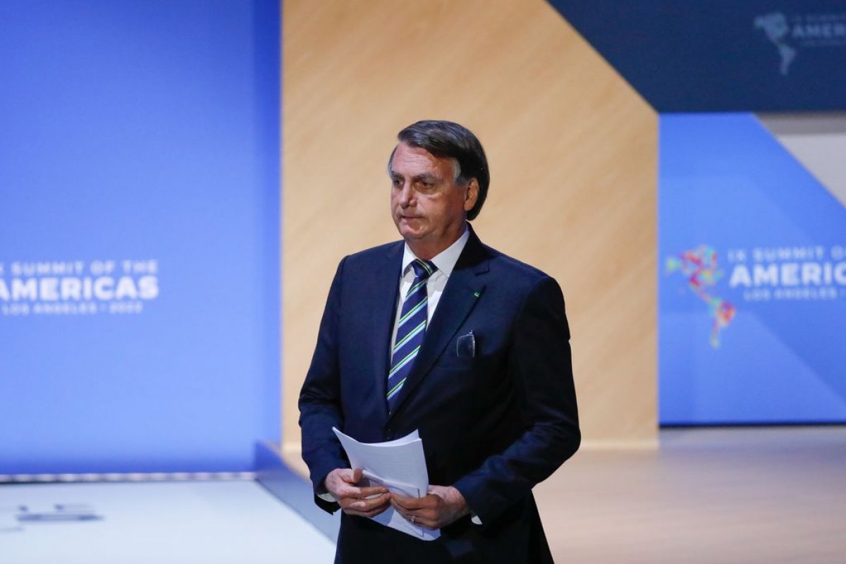 Bolsonaro deve nomear 17 integrantes do TRF-6 em lista definida pelo STJ