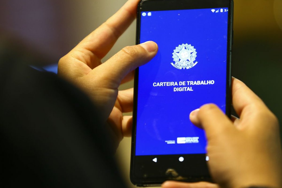 SineBahia oferece mais de 200 vagas de emprego nesta quinta (11)