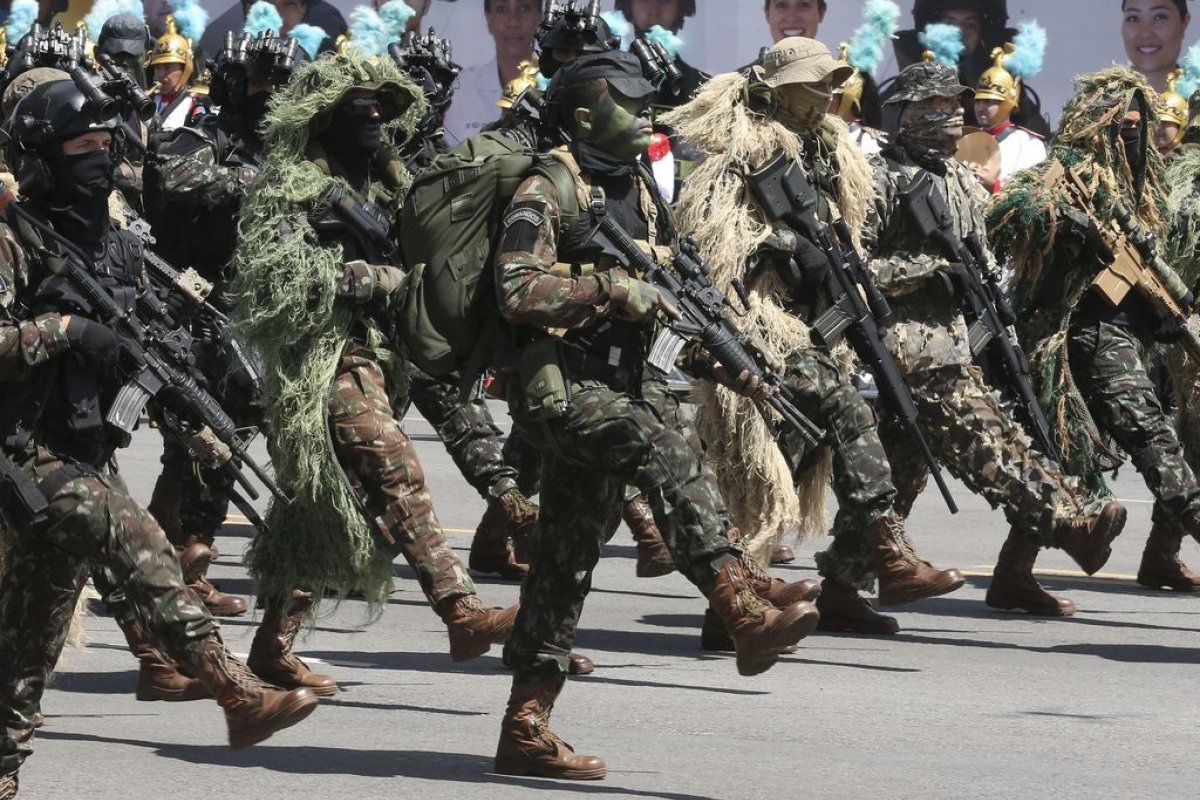 Exército não indicará substituto após TSE excluir militar da comissão nas eleições