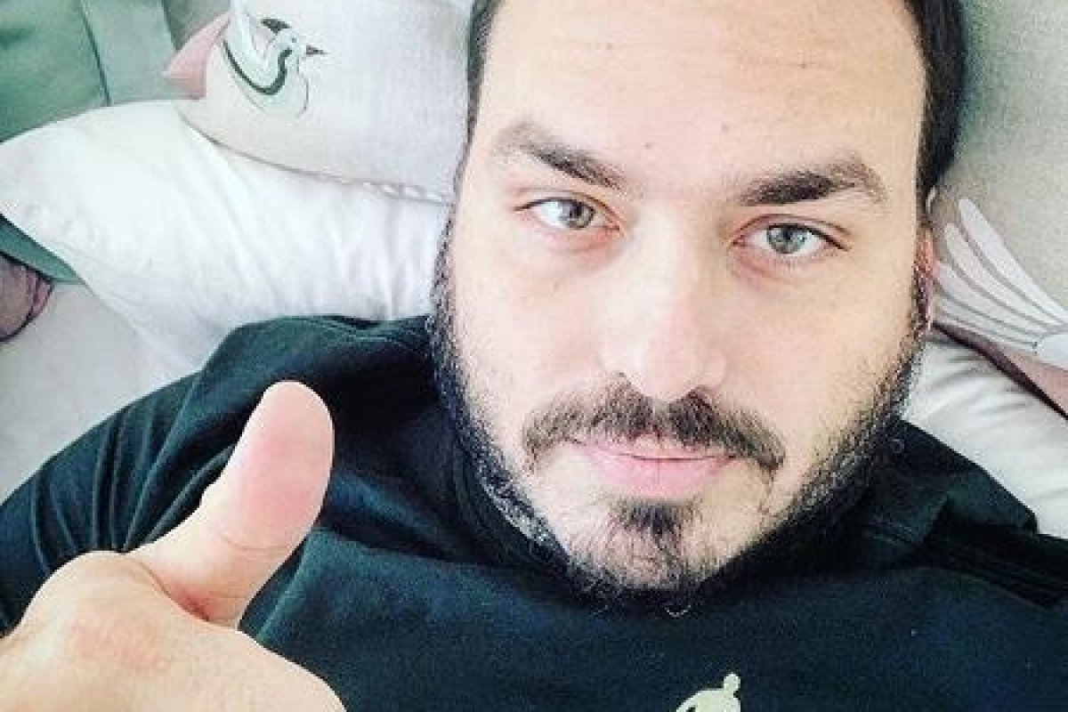 Carlos Bolsonaro é internado com suspeita de cálculo renal