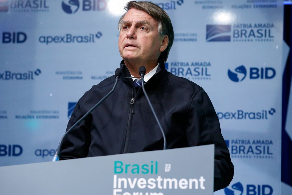 Pesquisa aponta liderança de Bolsonaro nas intenções de voto à Presidência da República