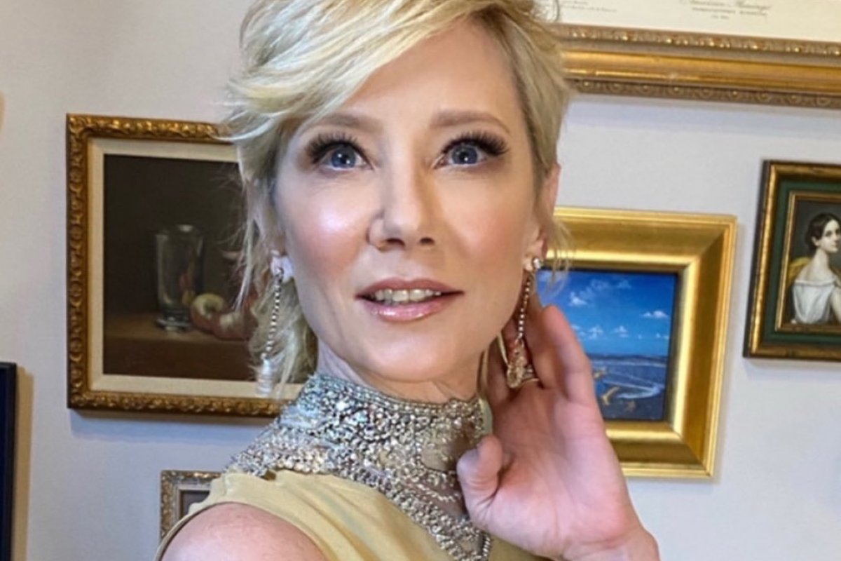 Anne Heche morre aos 53 anos por danos cerebrais após acidente