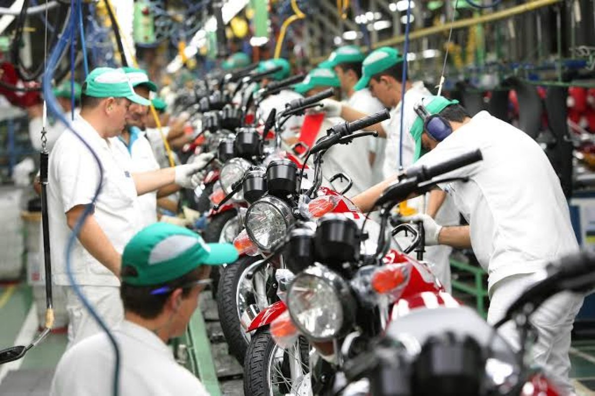 Brasil teve mais de 104 mil motos produzidas em junho, diz abraciclo