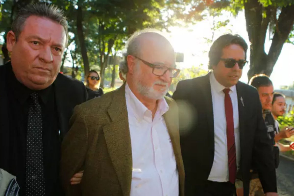 Soltura do ex-governador Eduardo Azeredo é solicitado após decisão do STF