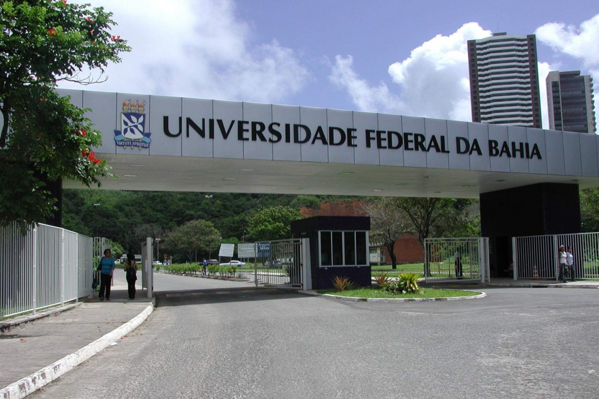 UFBA terá novo reitor a partir de segunda-feira