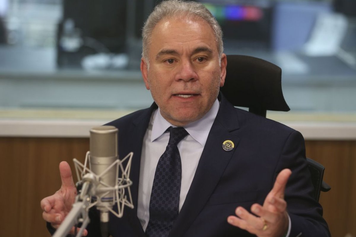 Queiroga informa que diagnóstico de variola dos macacos será feito em todos os Lacens até agosto