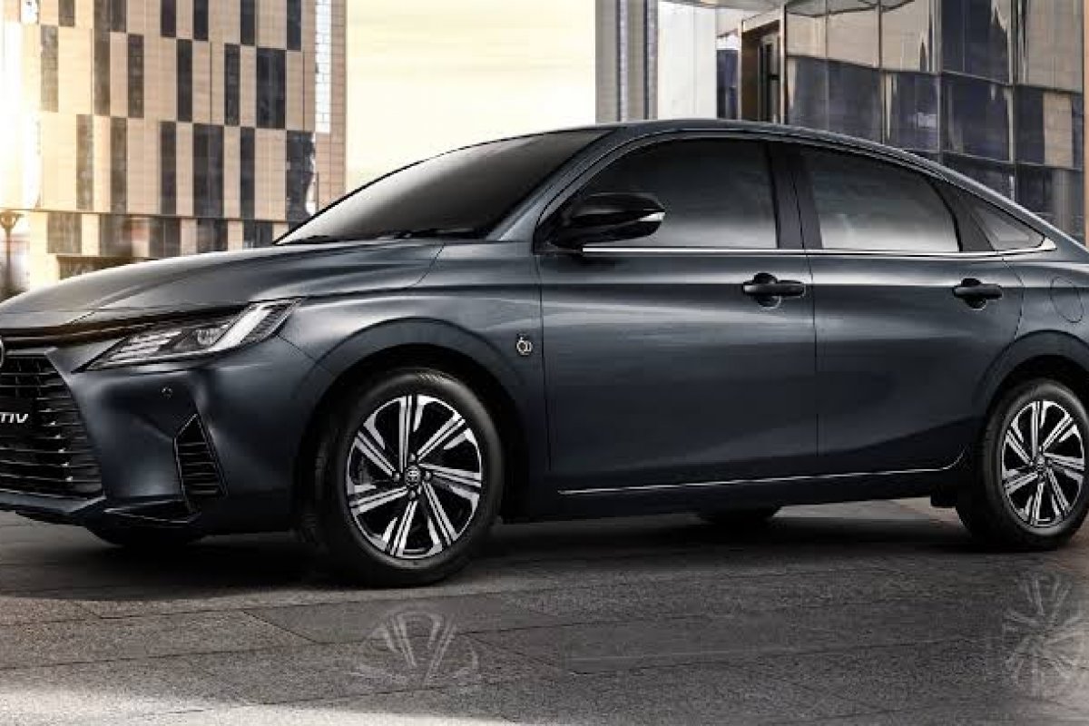 Nova geração do Yaris será produzida no país, confirma Toyota