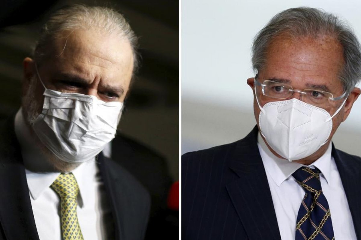 Delegado pediu busca e apreensão contra Aras e Guedes