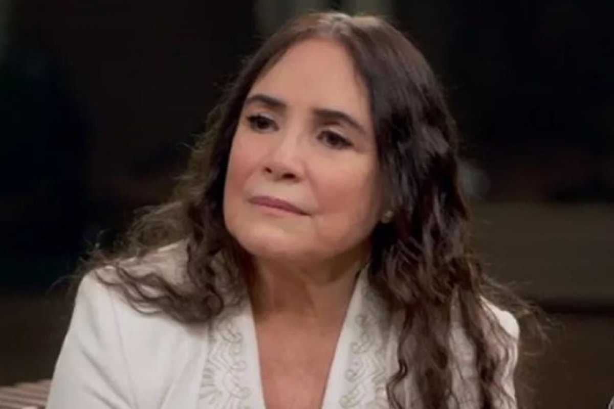 Regina Duarte detona colegas da classe artística em publicação nas redes sociais ao comentar sobre a carta pela democracia!