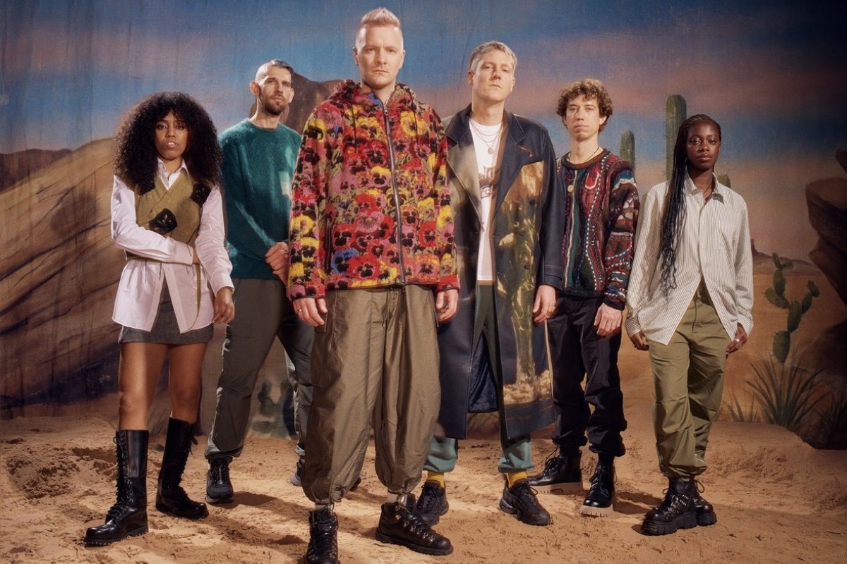 Franc Moody lança a dançante e nostálgica Raining in LA