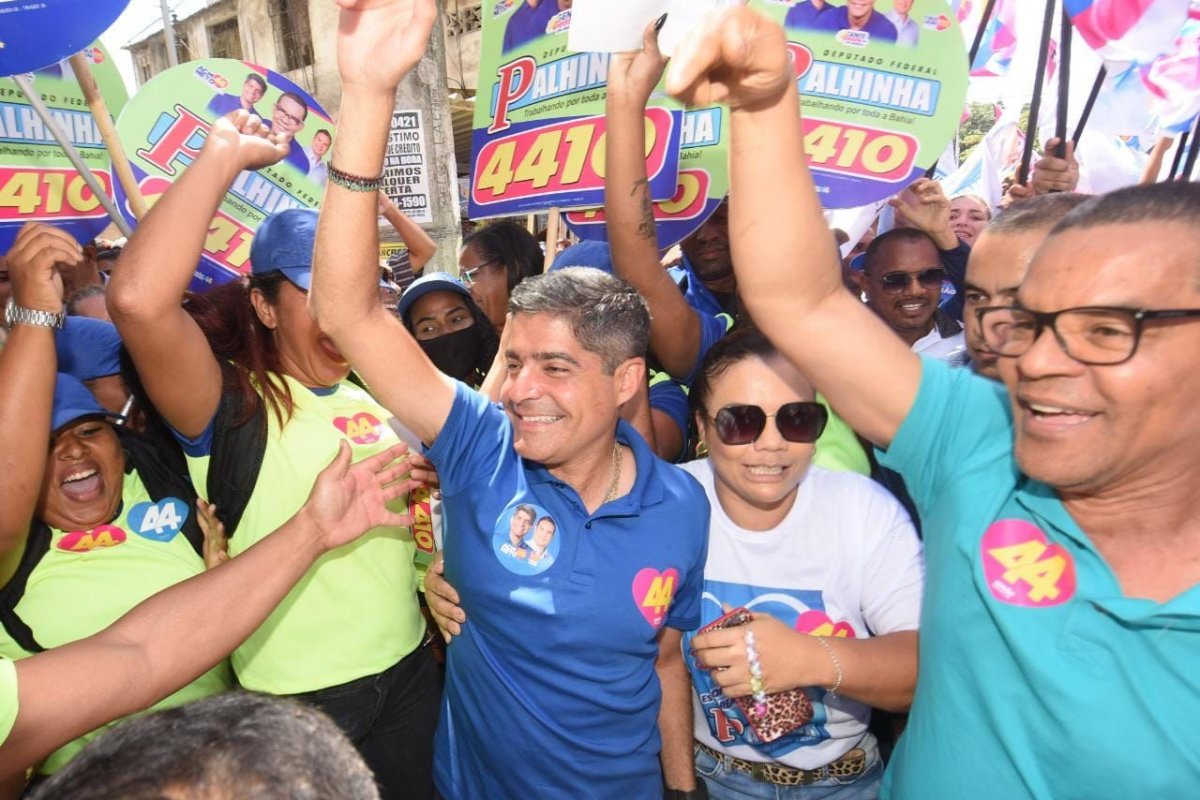 ACM Neto realiza seu primeiro ato de campanha no Subúrbio de Salvador