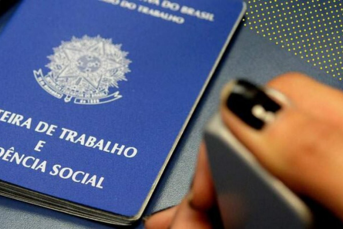 SineBahia oferta mais de 100 vagas de emprego e estágio em Salvador e região