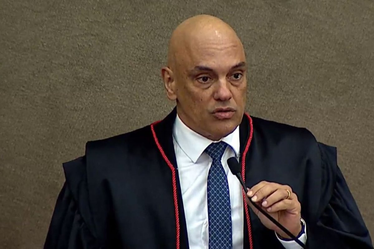 Eleições: Moraes afirma que partidos que lançarem candidaturas laranjas terão "prejuízo muito grande"
