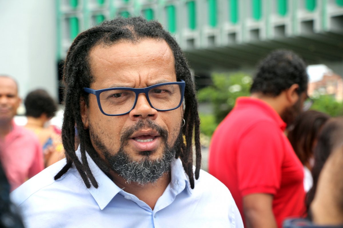 Kleber Rosa afirma que ACM Neto "está fugindo de debates"