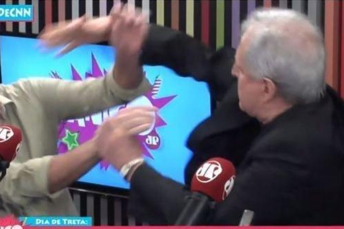 Em nota, Augusto Nunes lamenta sobre briga com Glenn Greenwald