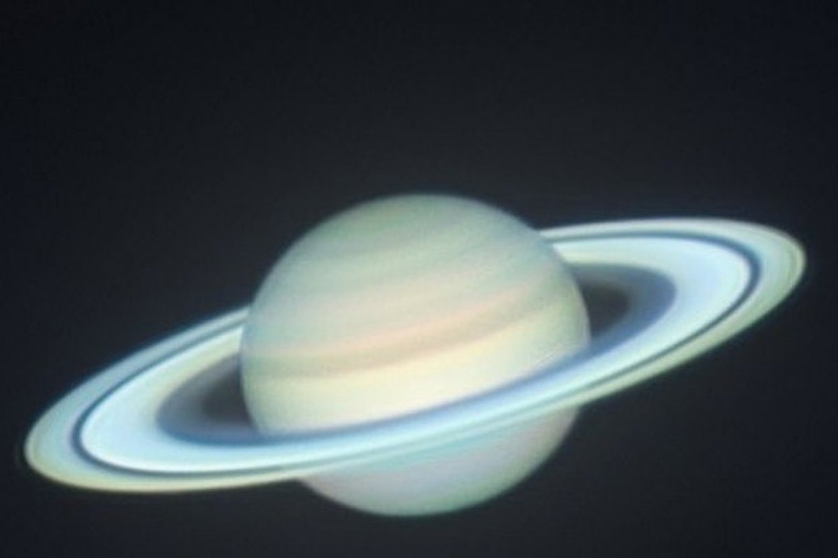 Astrofotógrafo amador registra Saturno em movimento próximo a Terra