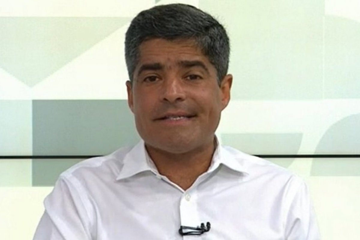Neto atribui a Jerônimo e Roma ação que pede impugnação da candidatura de Ana Coelho