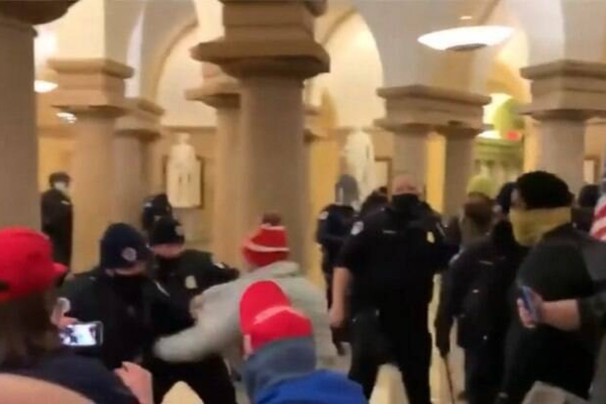 Invasão do Capitólio: departamento dos EUA pede novos documentos aos Arquivos