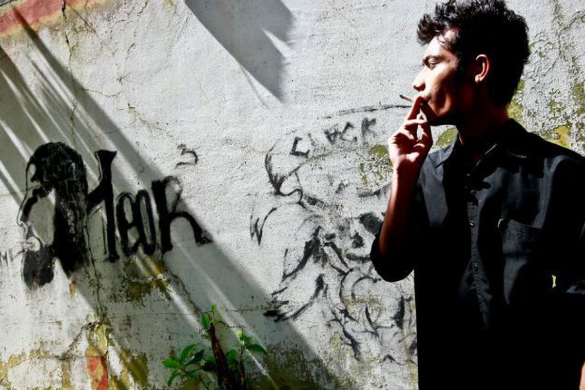 Substância usada para diluir maconha é apontada como causadora de doença do cigarro eletrônico