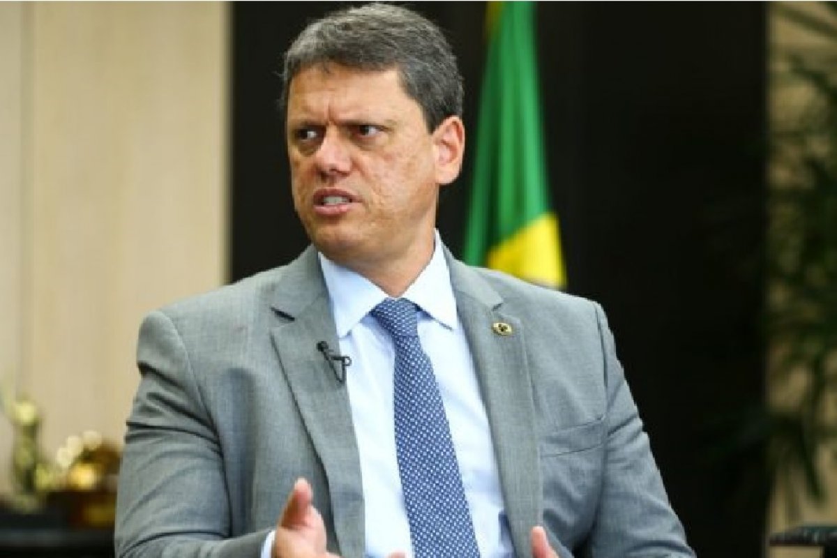 Tarcísio diz que operação da PF contra empresários foi ‘desarrazoada’