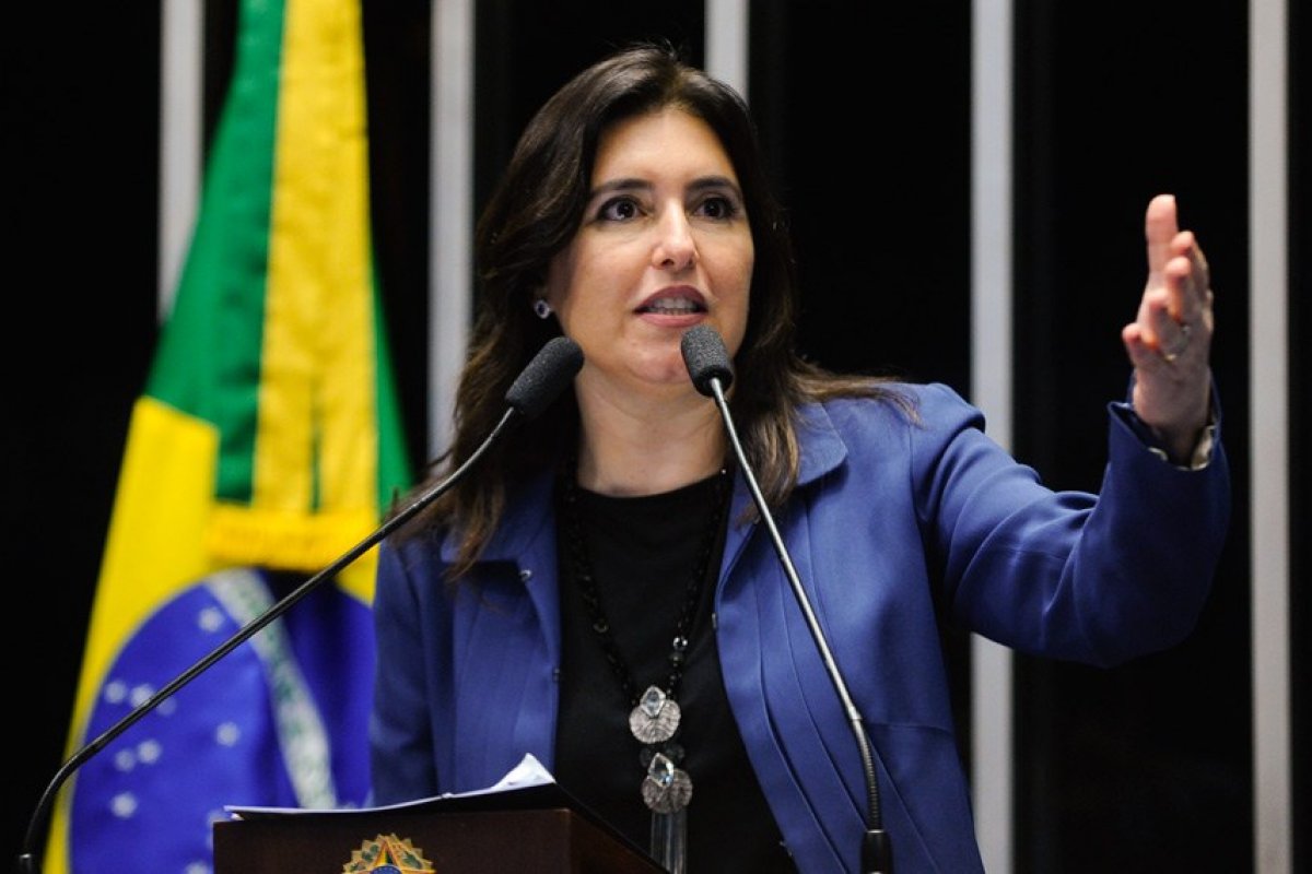 Lewandowski valida registros de candidatura de Simone Tebet e sua vice