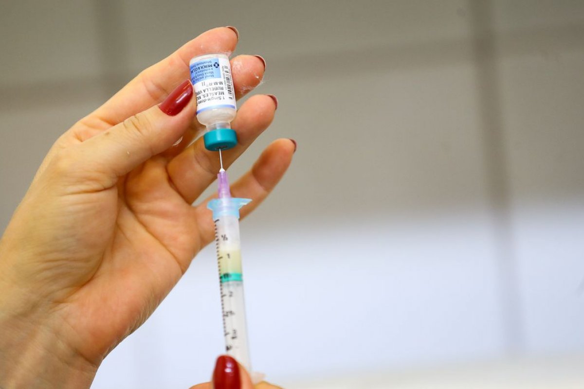 Campanha de vacinação contra a poliomielite e multivacinação segue até dia 9 de setembro