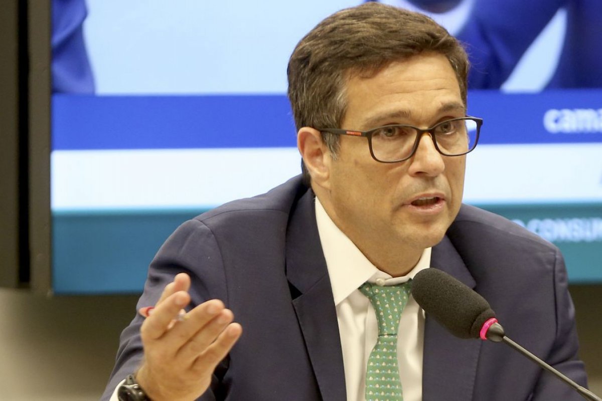 Presidente do BC afirma que Brasil é o único país no mundo com previsões para crescimento