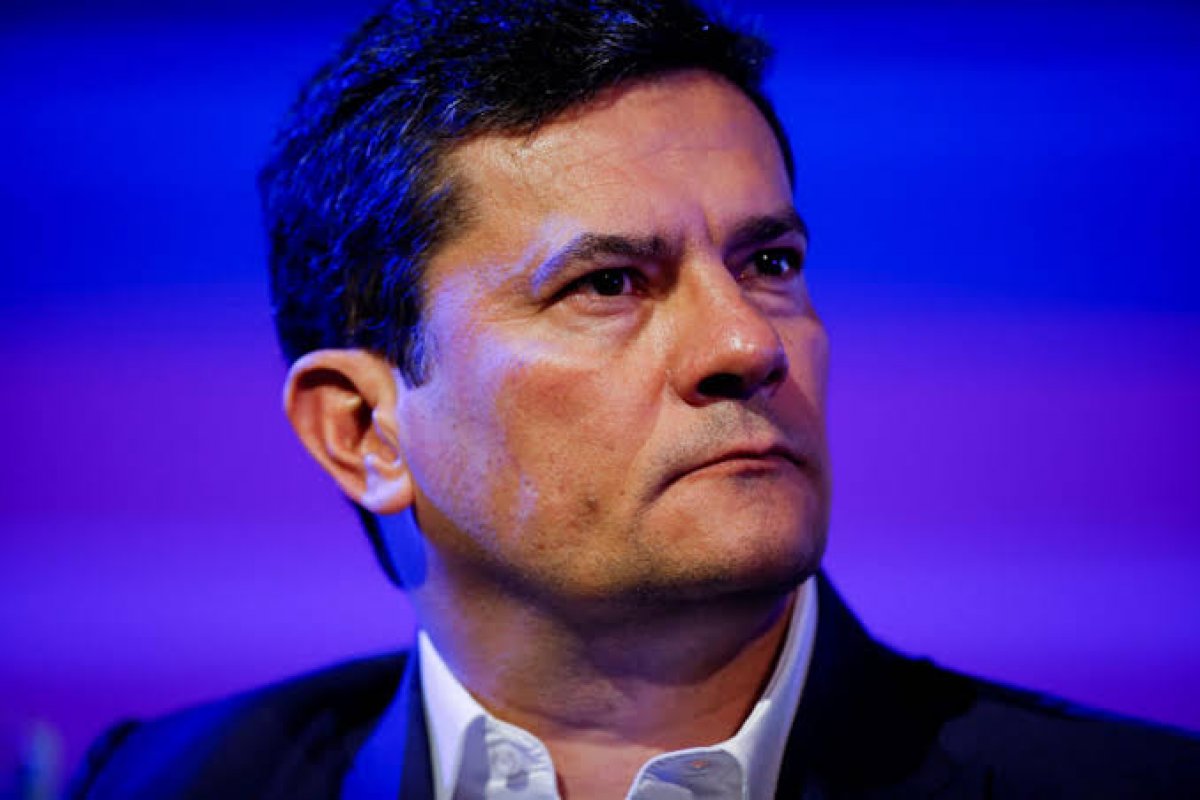 Moro quer direito de resposta na Globo após entrevista de Lula no JN