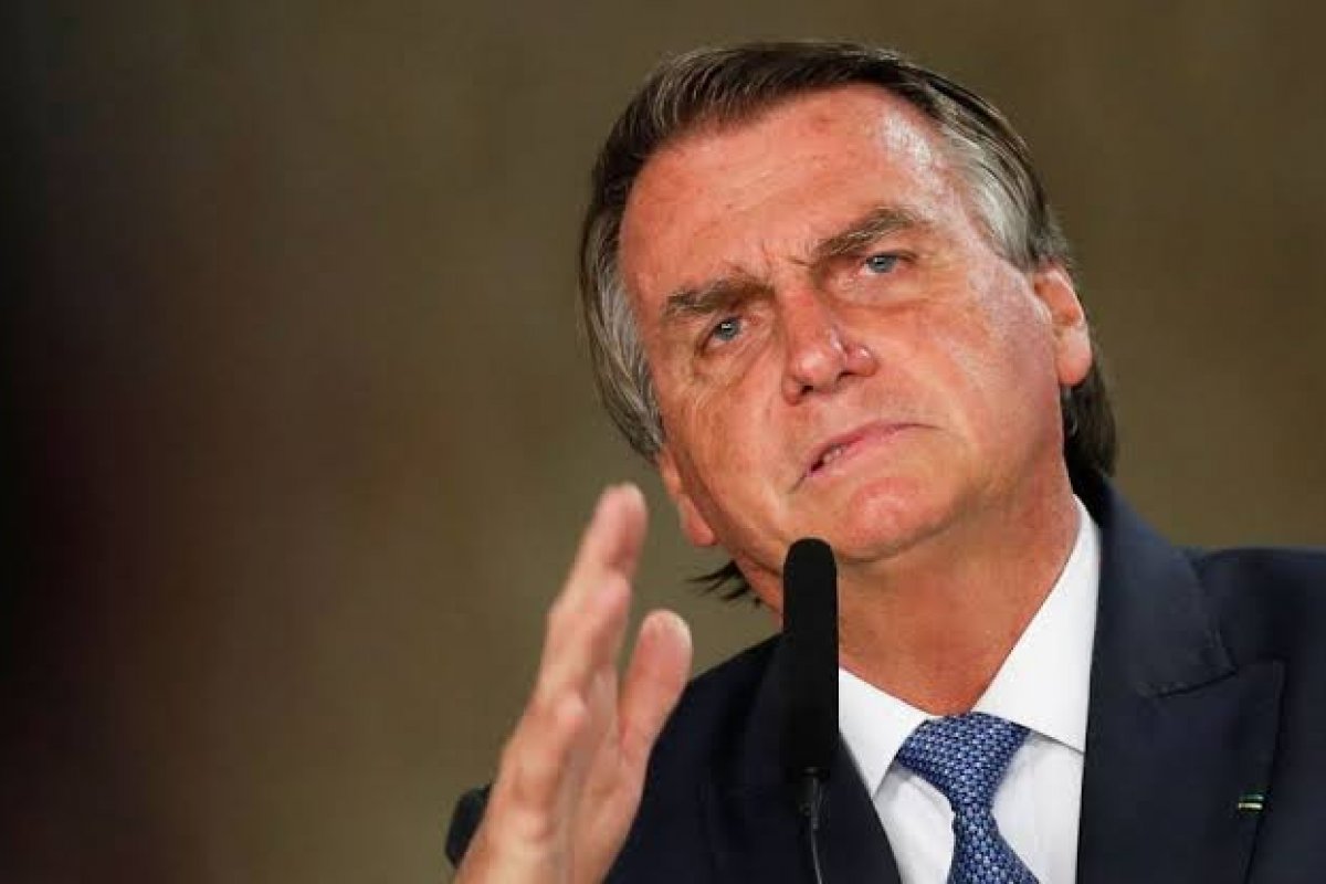 Em podcast, Bolsonaro afirma que não existe “fome para valer” no Brasil