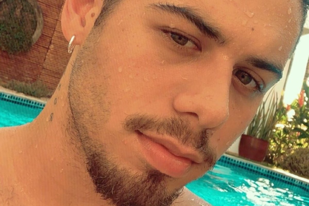 Filho do cantor Leonardo fala sobre doença incurável