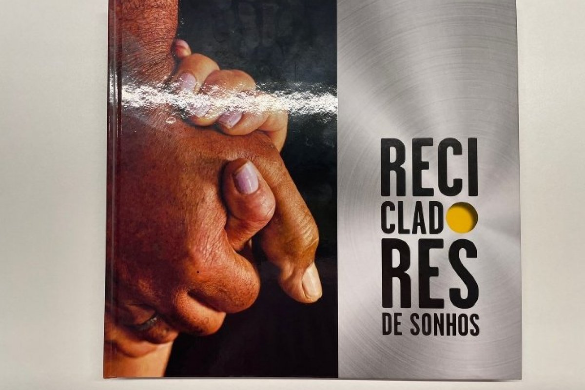 Livro revela perfis de homens e mulheres que tornam possível a reciclagem no Brasil!